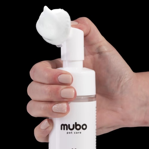 Mubo Paw Cleaning Foam Banana - pianka do mycia łapek bez spłukiwania bananowa 200ml