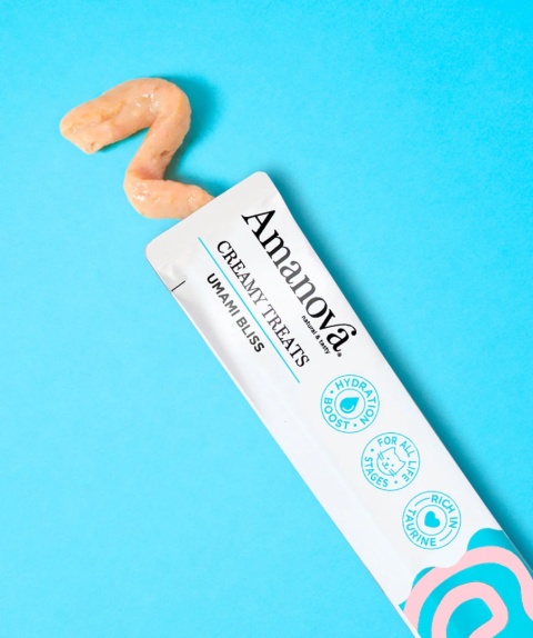Amanova Umami Bliss Chicken & Katsuobushi Creamy Treats - kremowy przysmak dla kota 6x15g