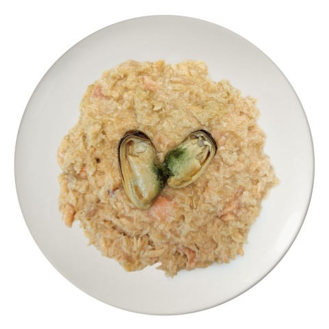 Wiejska Zagroda Handmade fillets Łosoś z małżami dla kota 70g